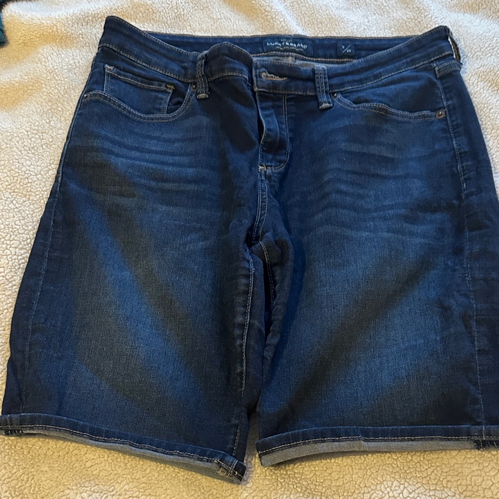Lucky Brand Dark Blue Denim Jeans